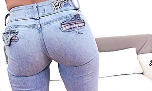 Amazing Body Teen Has Big Round Ass and Deep Cameltoe In Miserly Jeans Oozes 3 Procreate